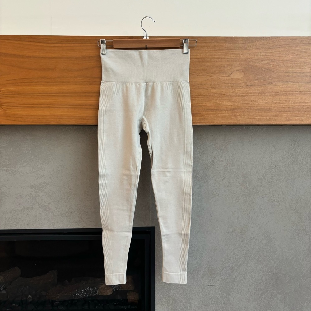 SET ACTIVE Sculptflex Leggings, Size S